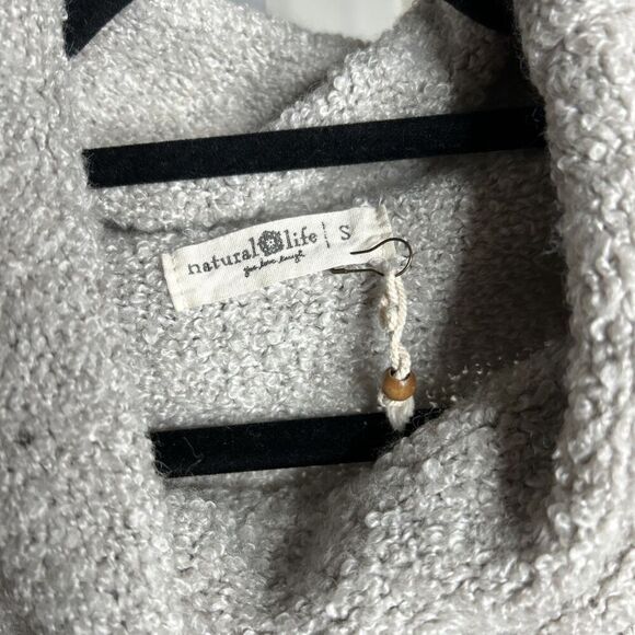 Natural Life Cowl Neck Sweater Oversized Cropped High Low Hem Gray Color Size S - Picture 2 of 6